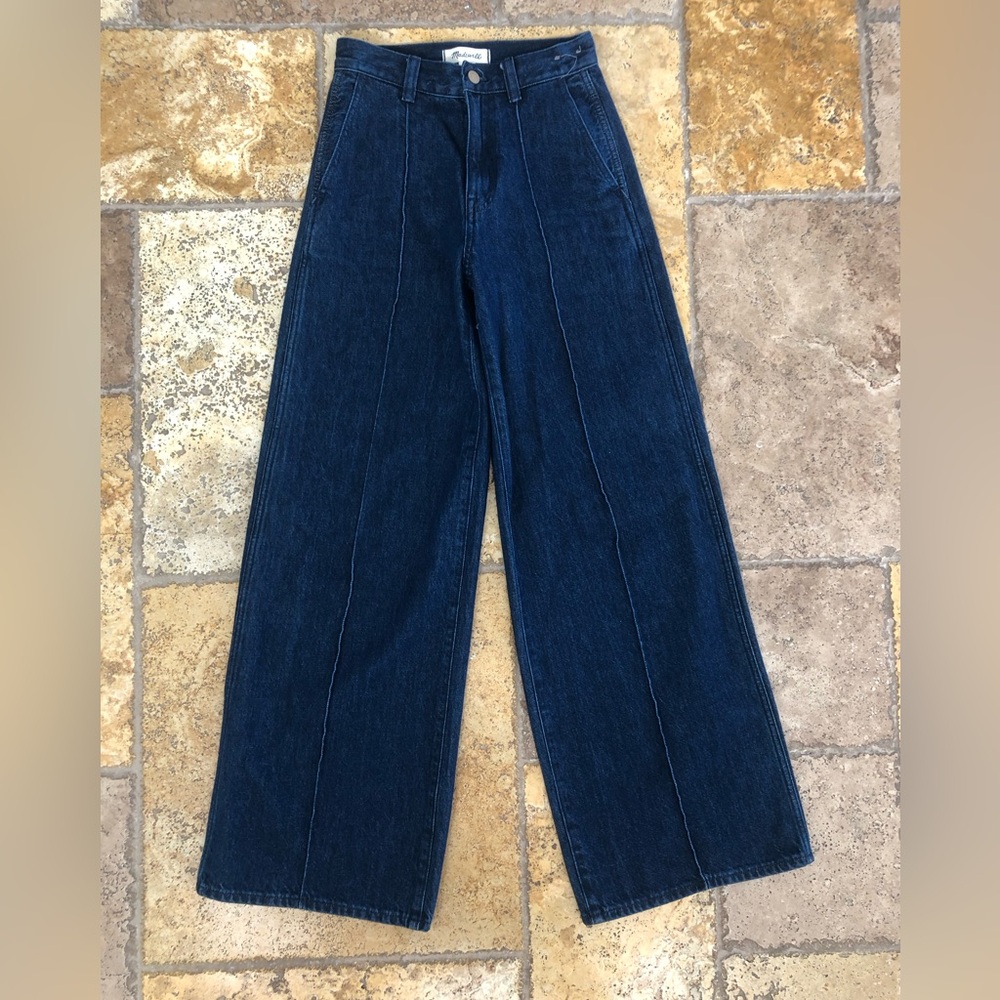 MADEWELL-NWOT SUPERWIDE-LEG JEANS+DARK WASH WOMENS SIZE 23